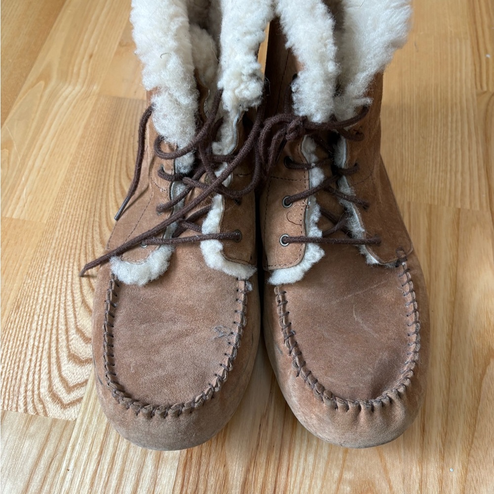 UGG Chestnut Brown Suede Shearling Lace-Up Ankle Boots